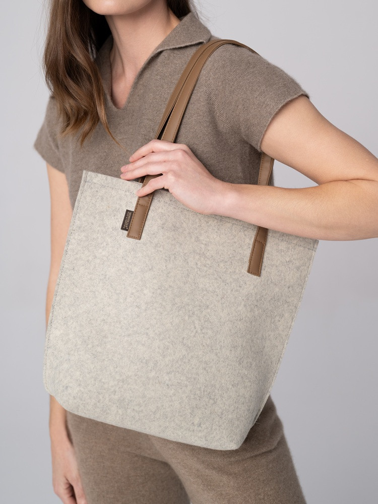 Klasyczna torebka z wełny owczej