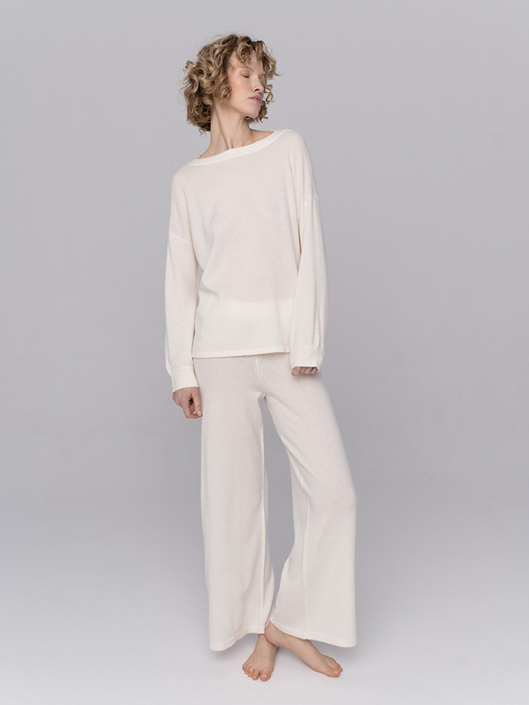 Biały komplet kaszmirowy