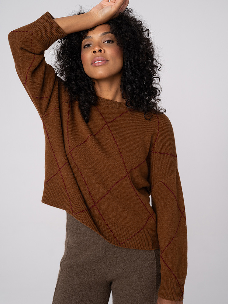 Sweter z kaszmiru w romby