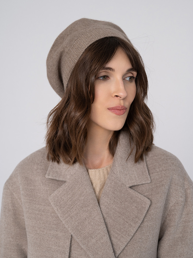 Lekki beret kaszmirowy
